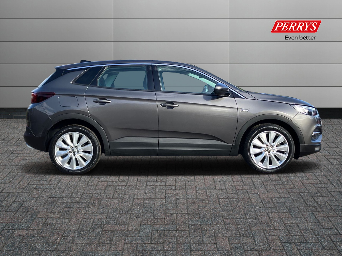 Main listing image - Vauxhall Grandland X