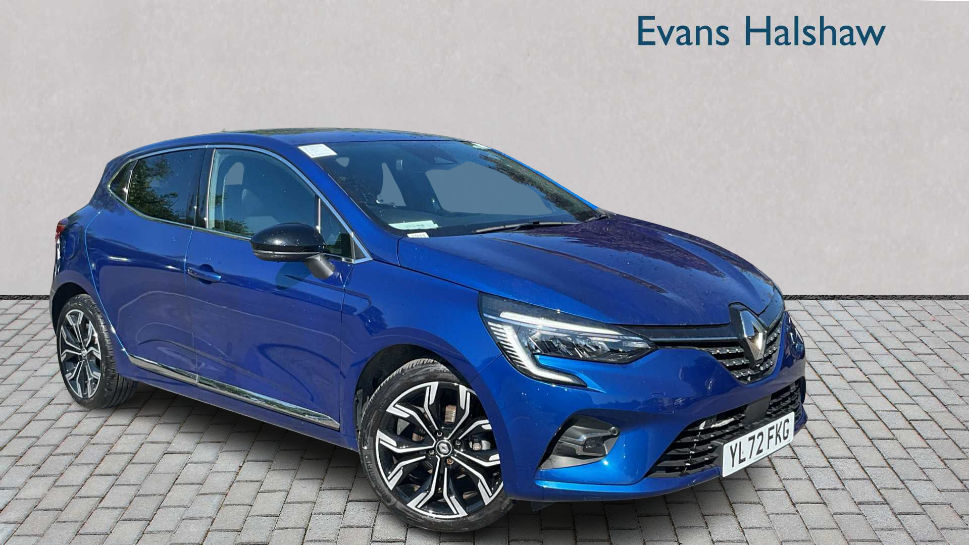 Main listing image - Renault Clio
