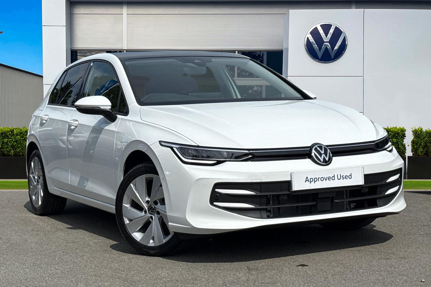 Main listing image - Volkswagen Golf