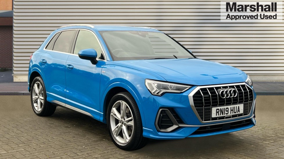 Main listing image - Audi Q3