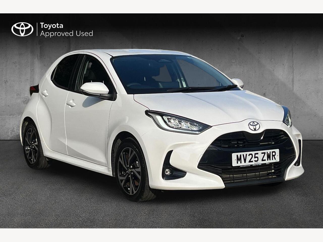 Main listing image - Toyota Yaris