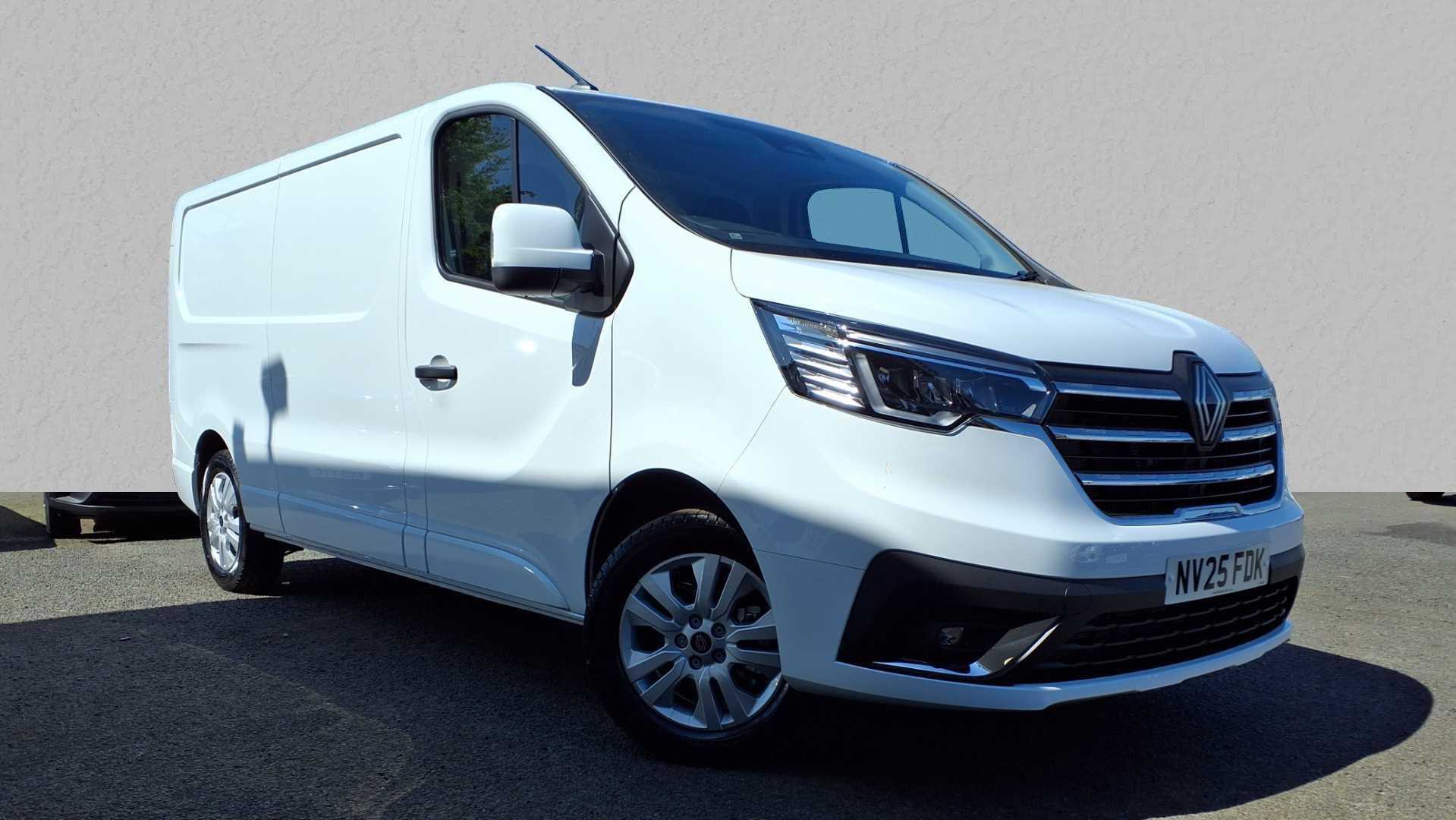 Main listing image - Renault Trafic