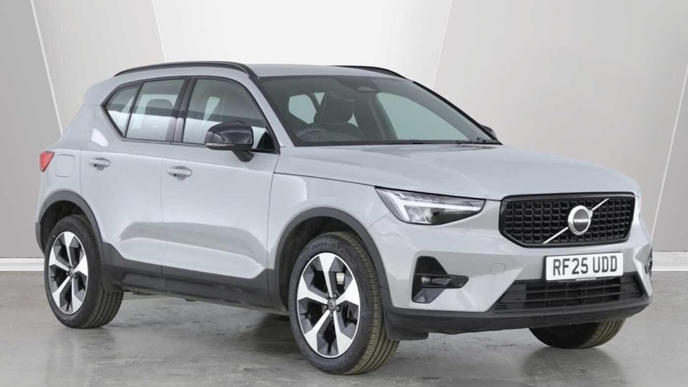 Main listing image - Volvo XC40