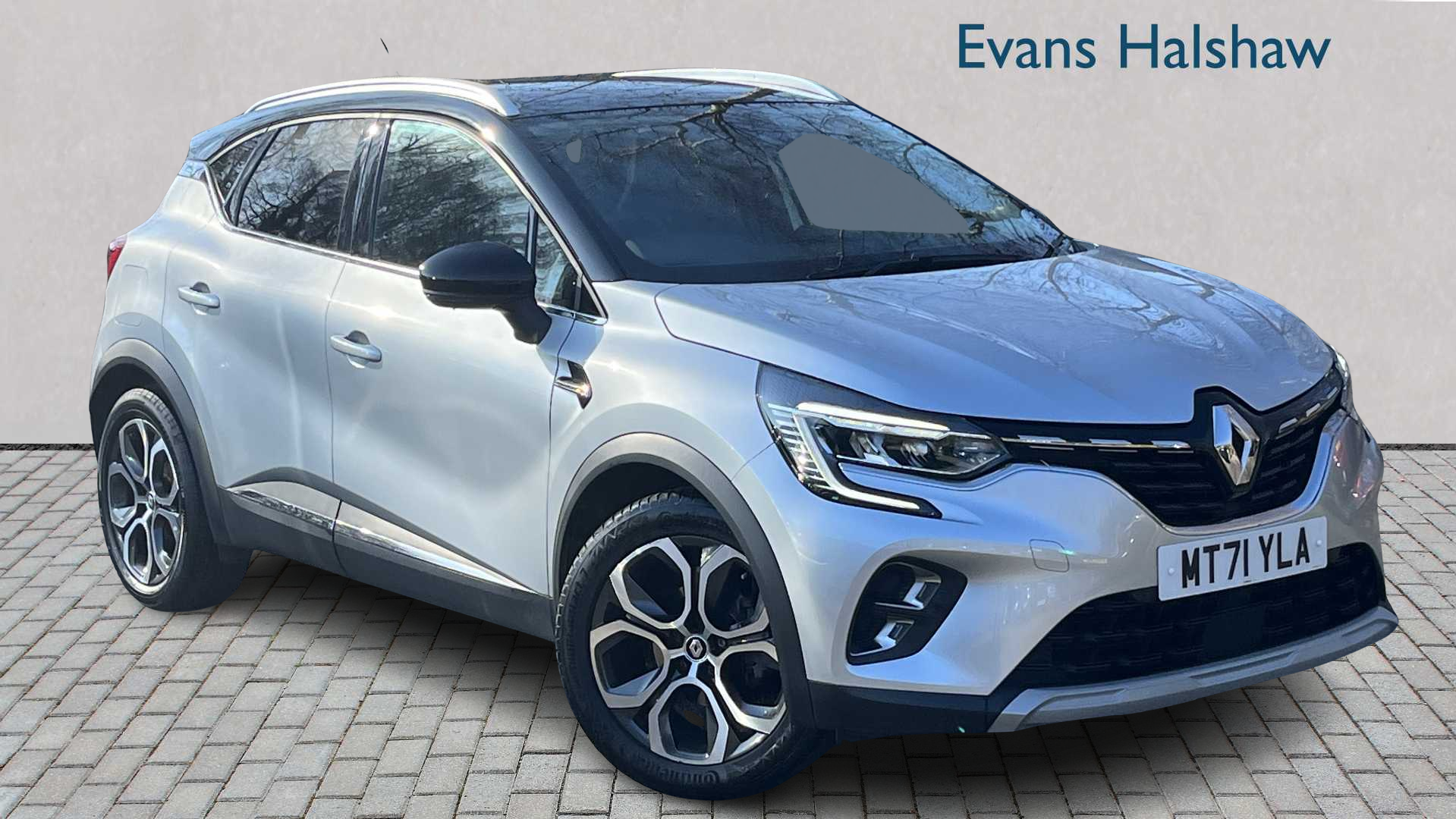 Main listing image - Renault Captur