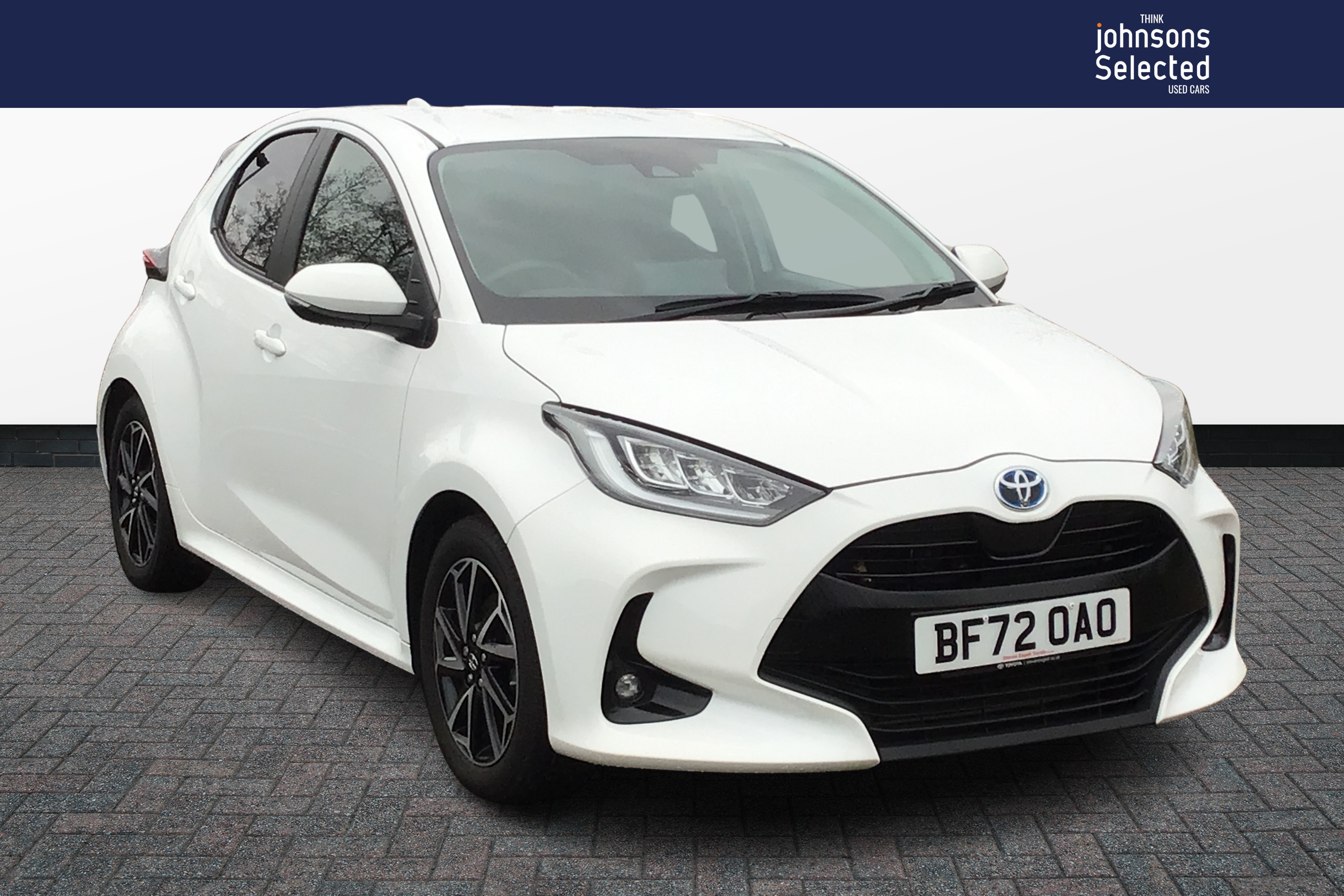 Main listing image - Toyota Yaris