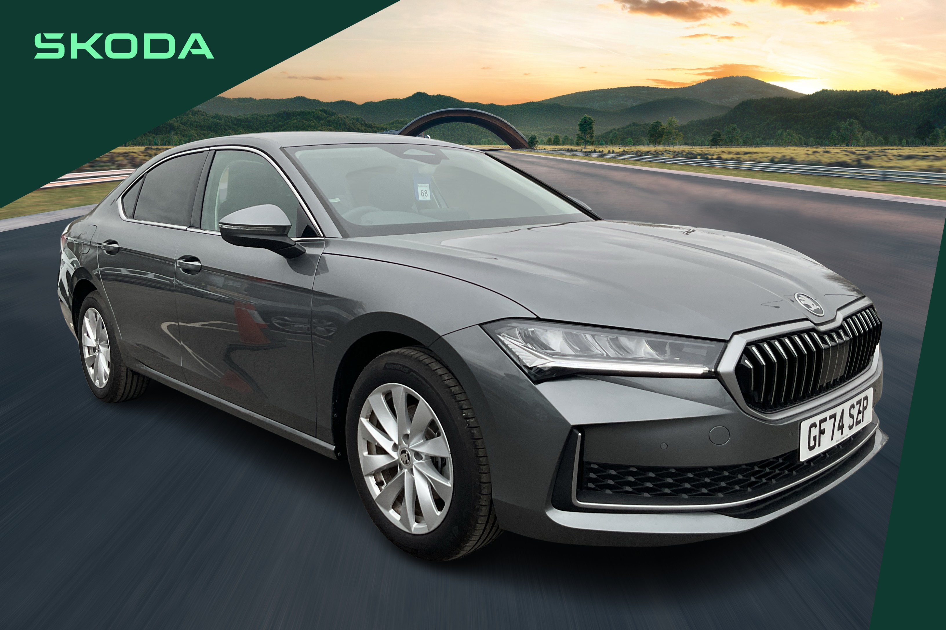 Main listing image - Skoda Superb