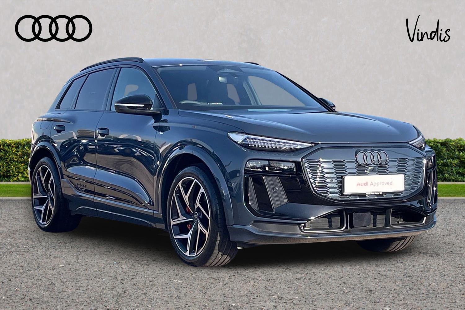 Main listing image - Audi Q6