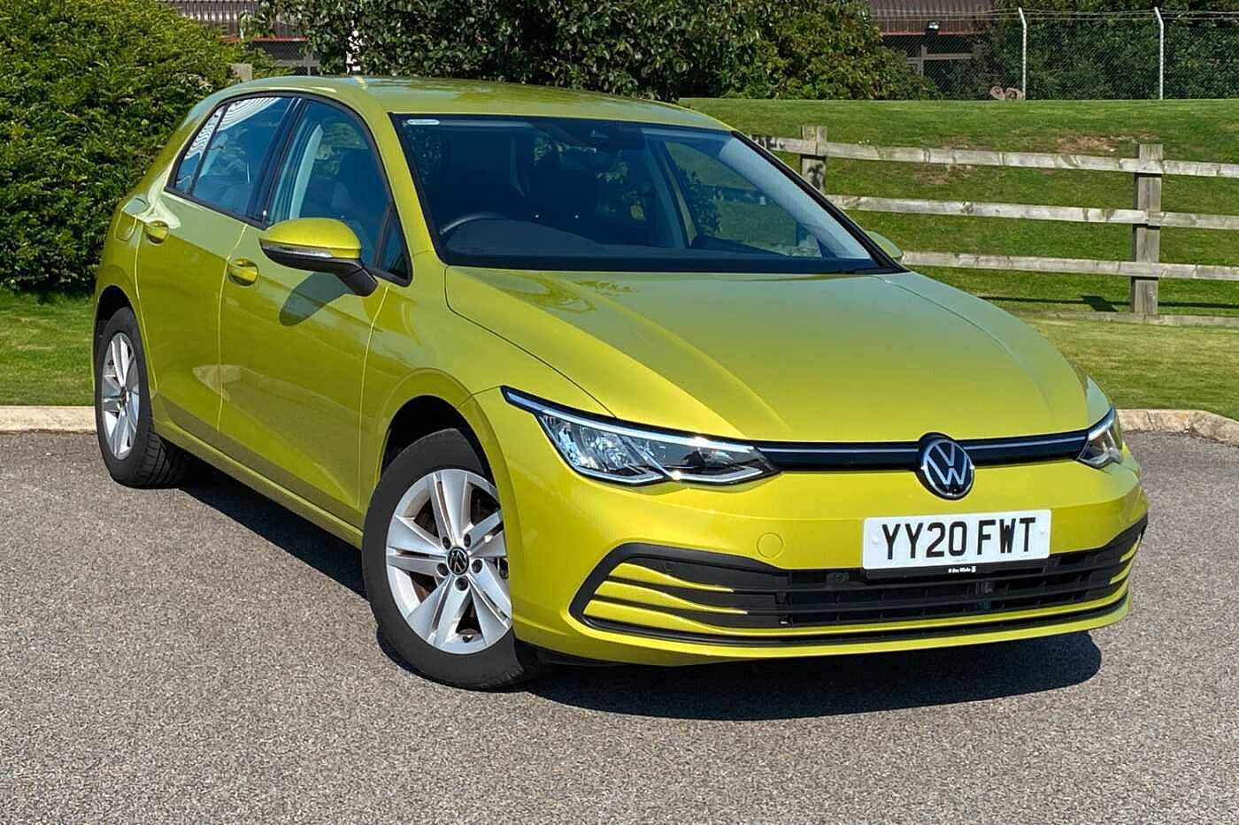 Main listing image - Volkswagen Golf