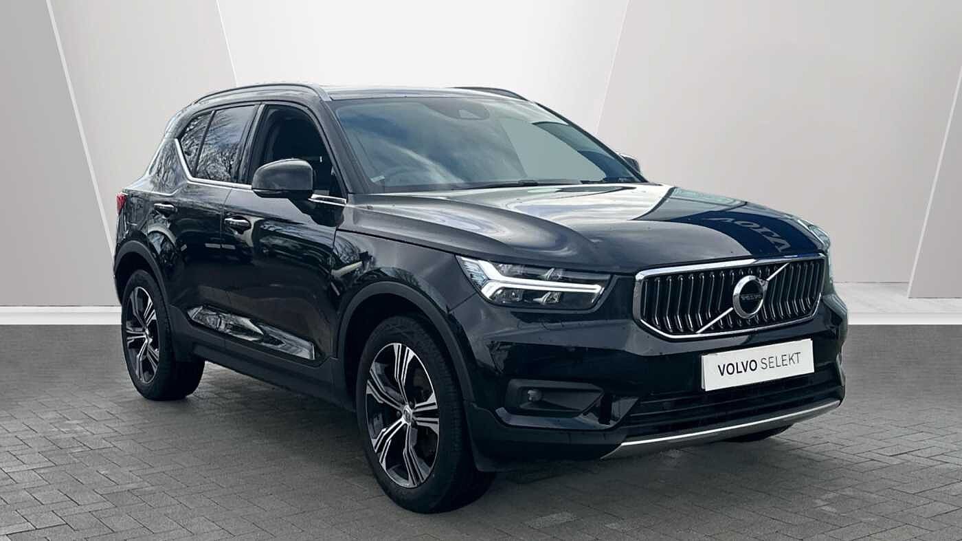 Main listing image - Volvo XC40