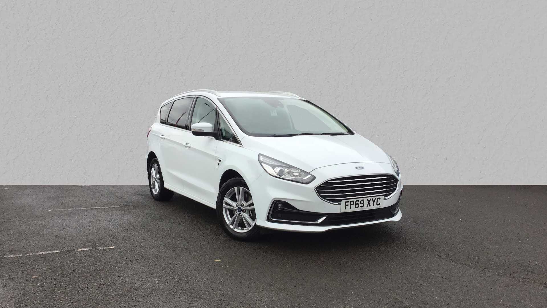 Main listing image - Ford S-MAX