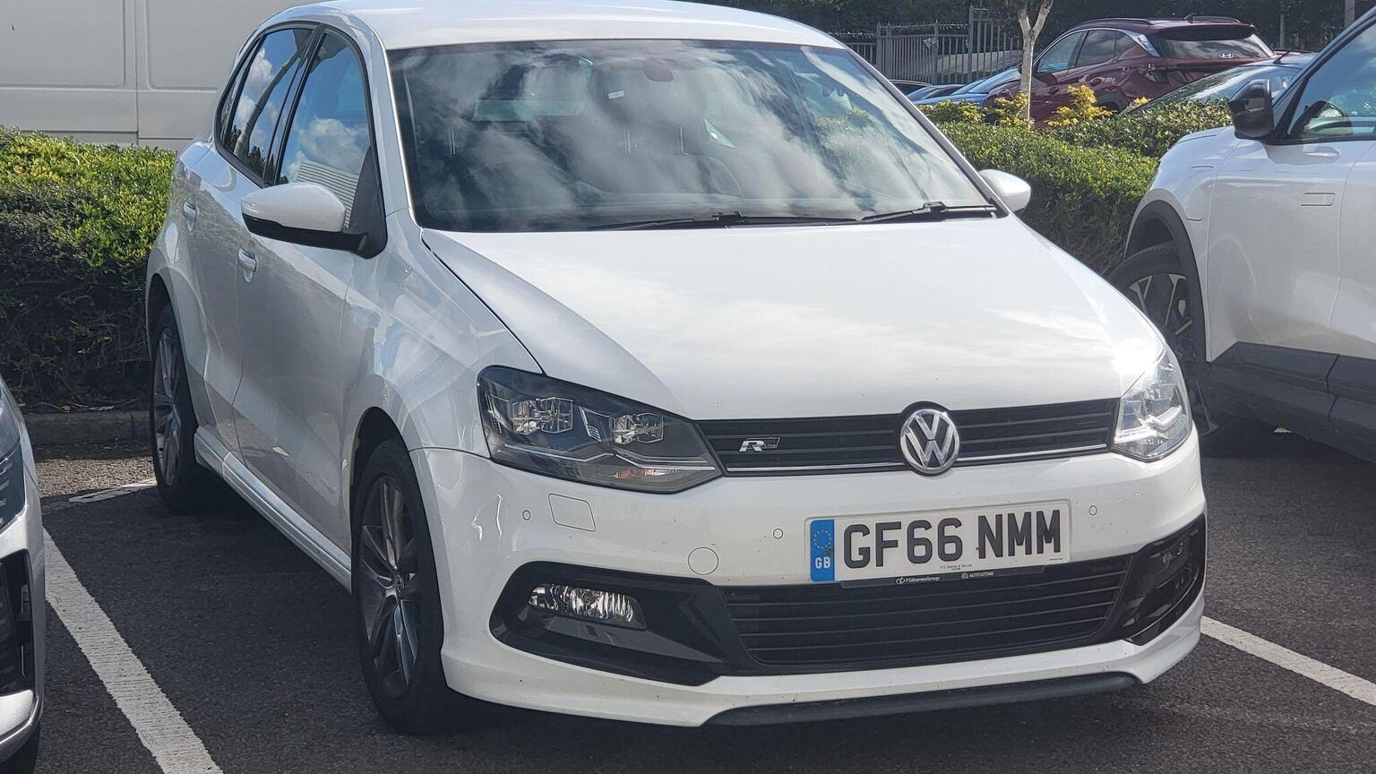 Main listing image - Volkswagen Polo