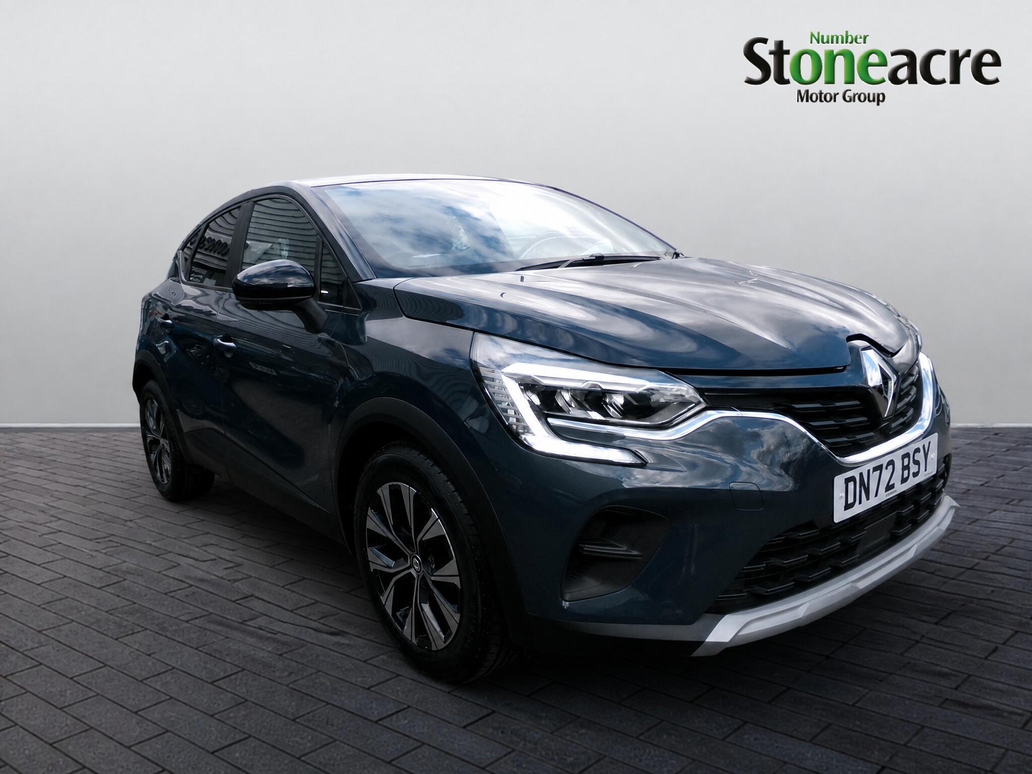 Main listing image - Renault Captur