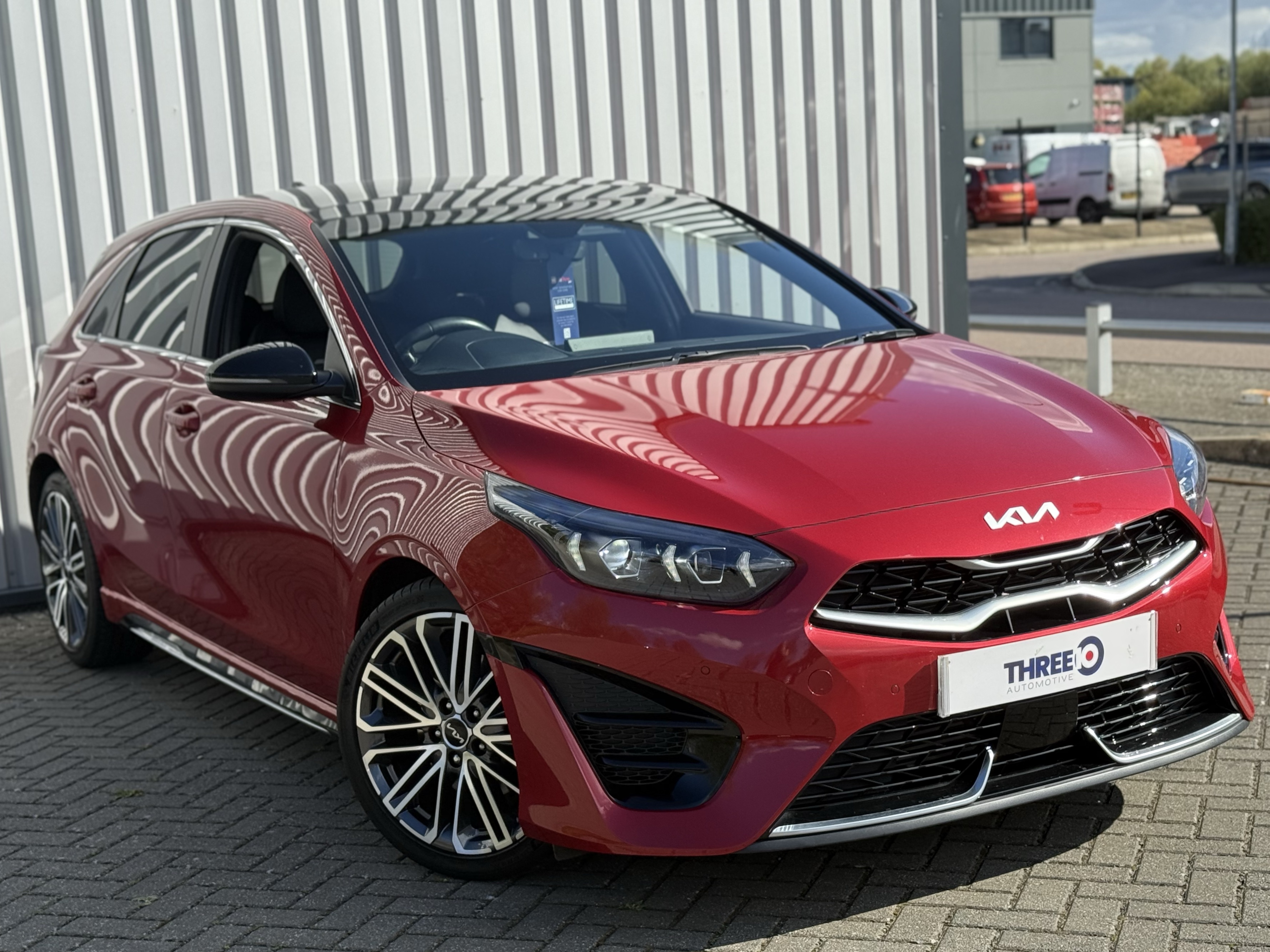Main listing image - Kia Ceed