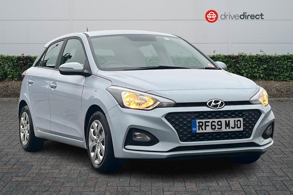 Main listing image - Hyundai i20