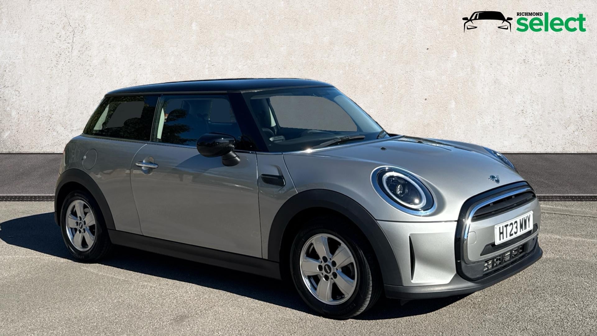 Main listing image - MINI Hatchback
