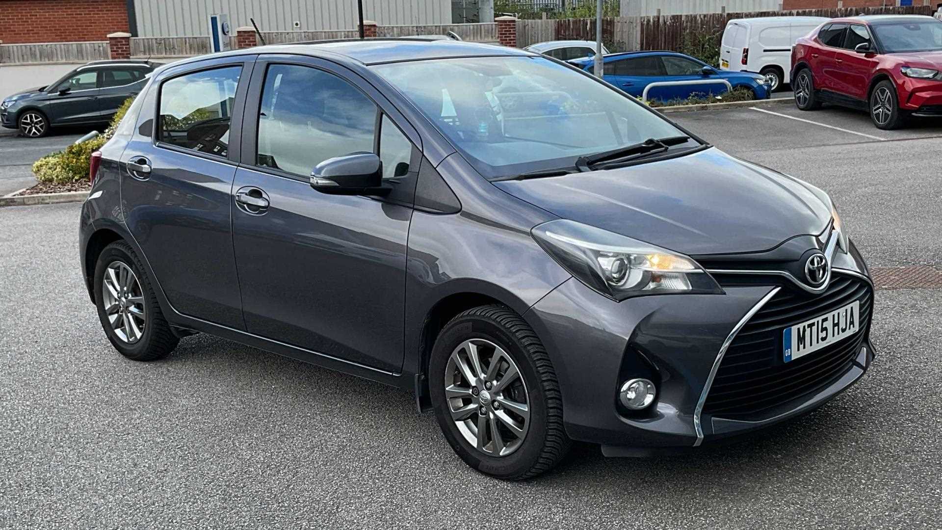 Main listing image - Toyota Yaris