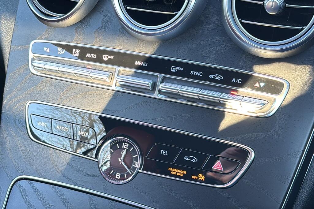 Main listing image - Mercedes-Benz C-Class Cabriolet