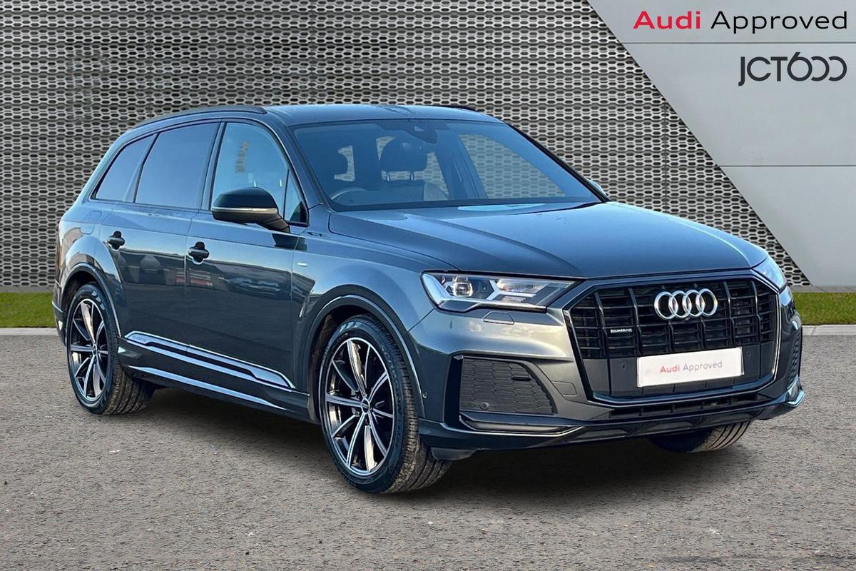 Main listing image - Audi Q7