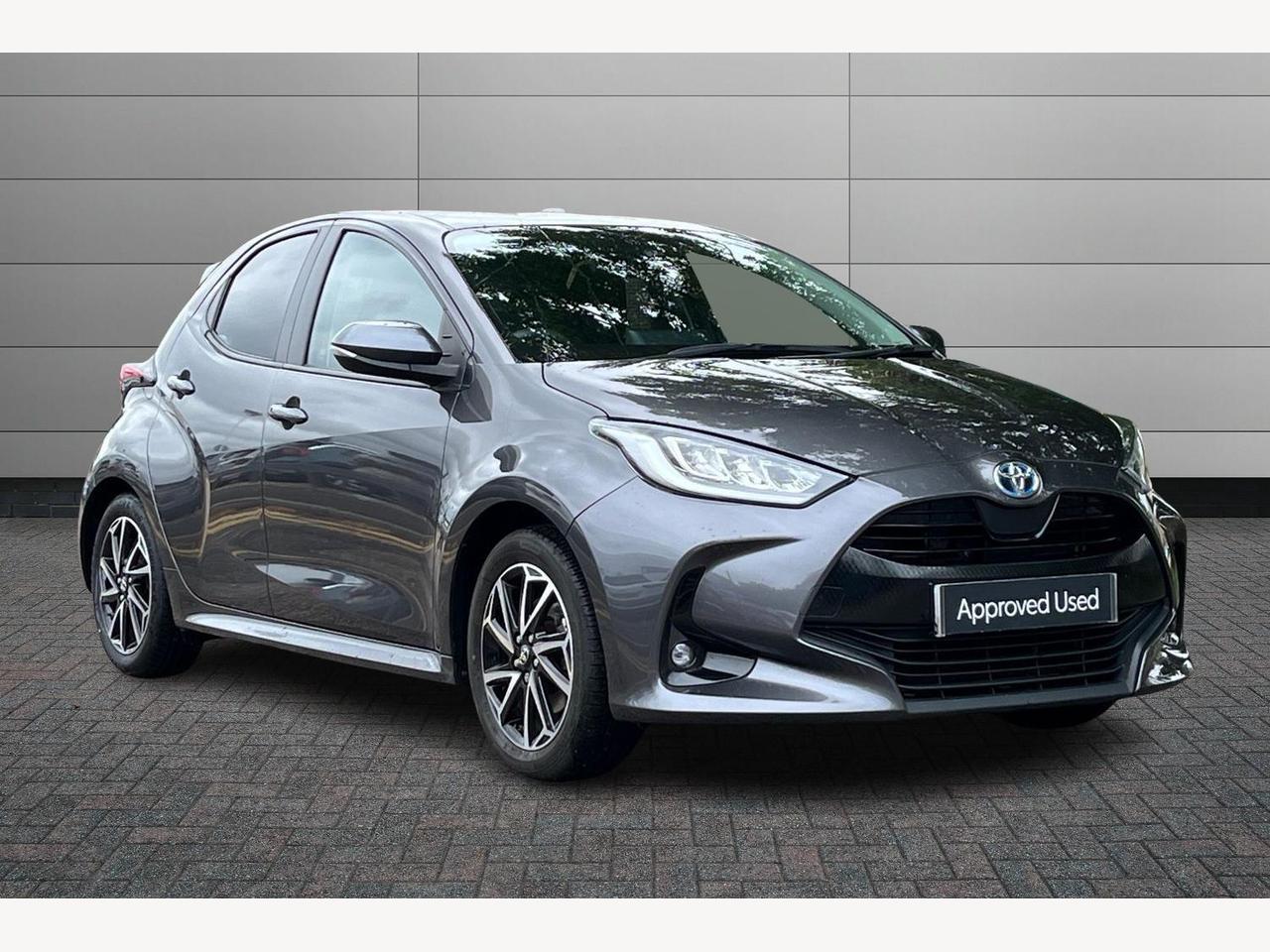 Main listing image - Toyota Yaris