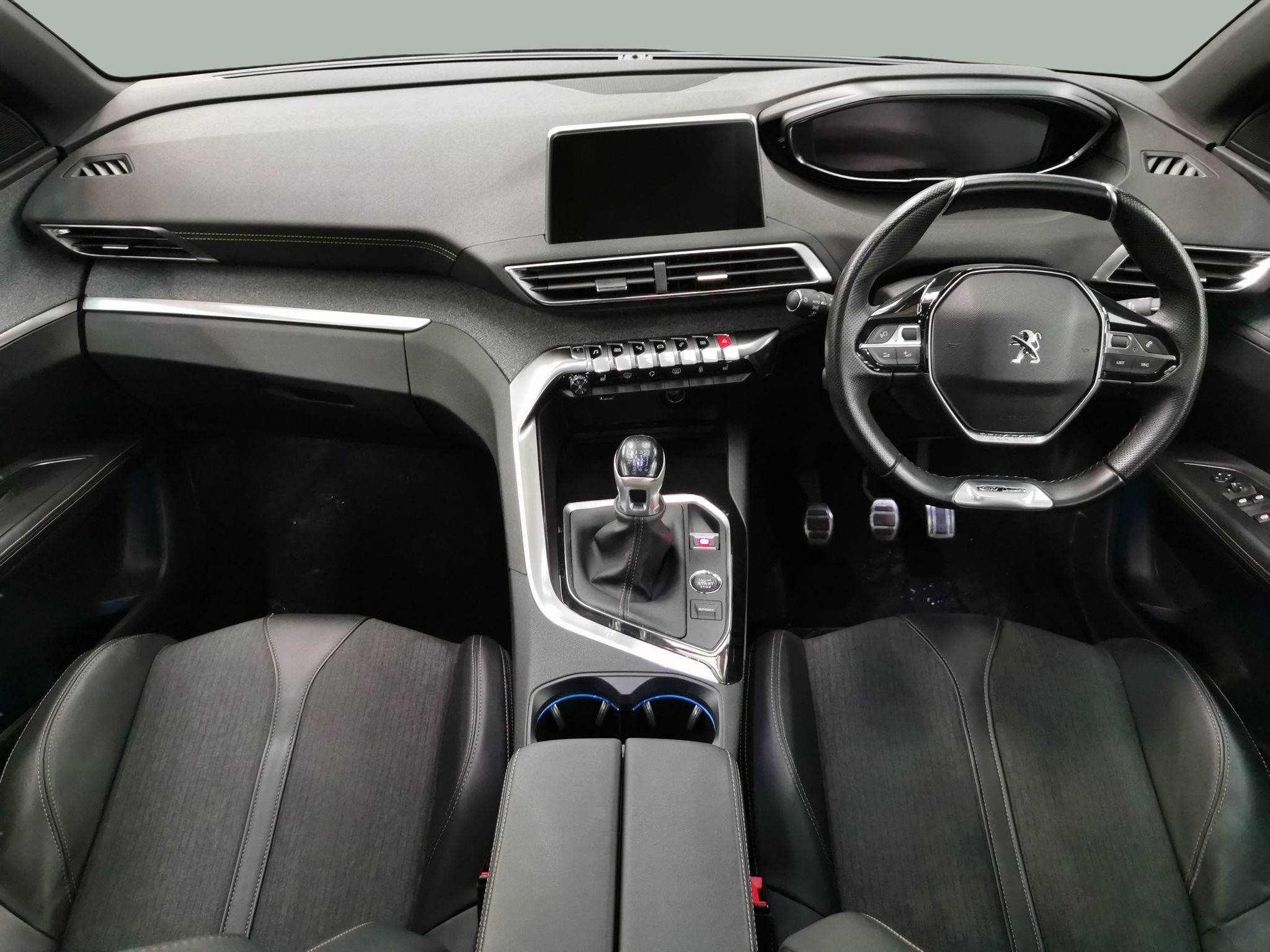 Main listing image - Peugeot 3008