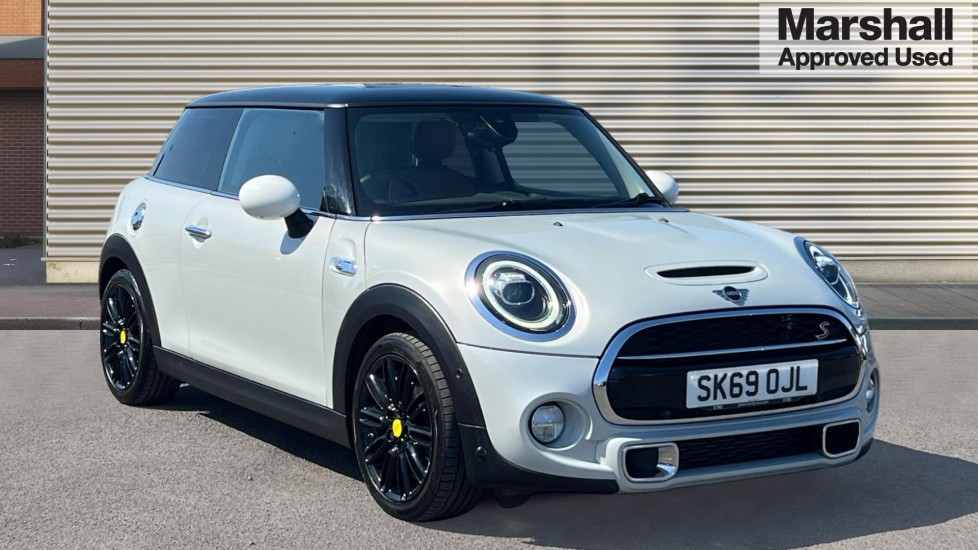 Main listing image - MINI Hatchback