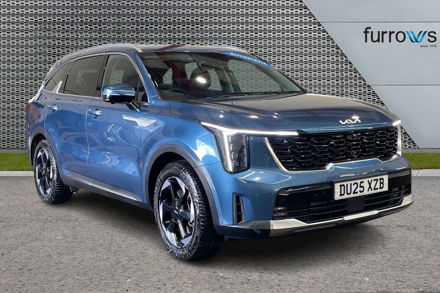 Main listing image - Kia Sorento