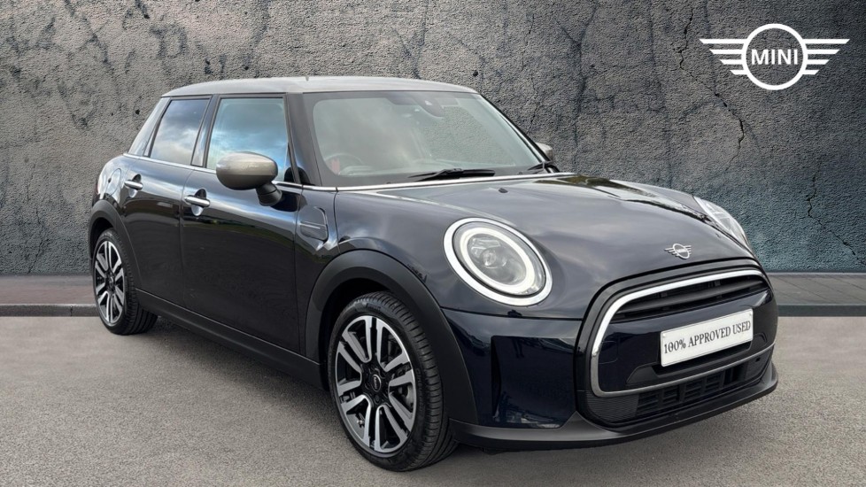 Main listing image - MINI Hatchback 5dr