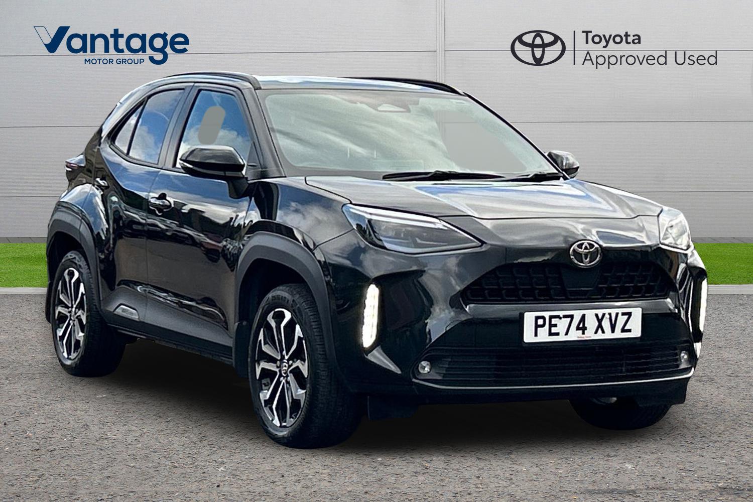 Main listing image - Toyota Yaris Cross