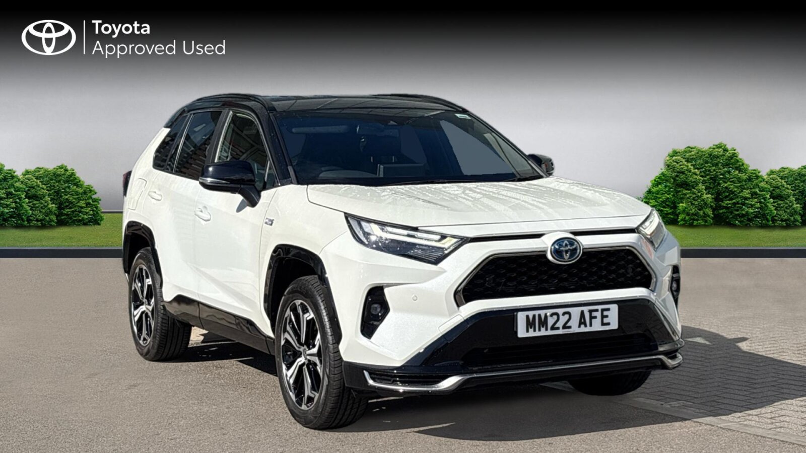 Main listing image - Toyota RAV4