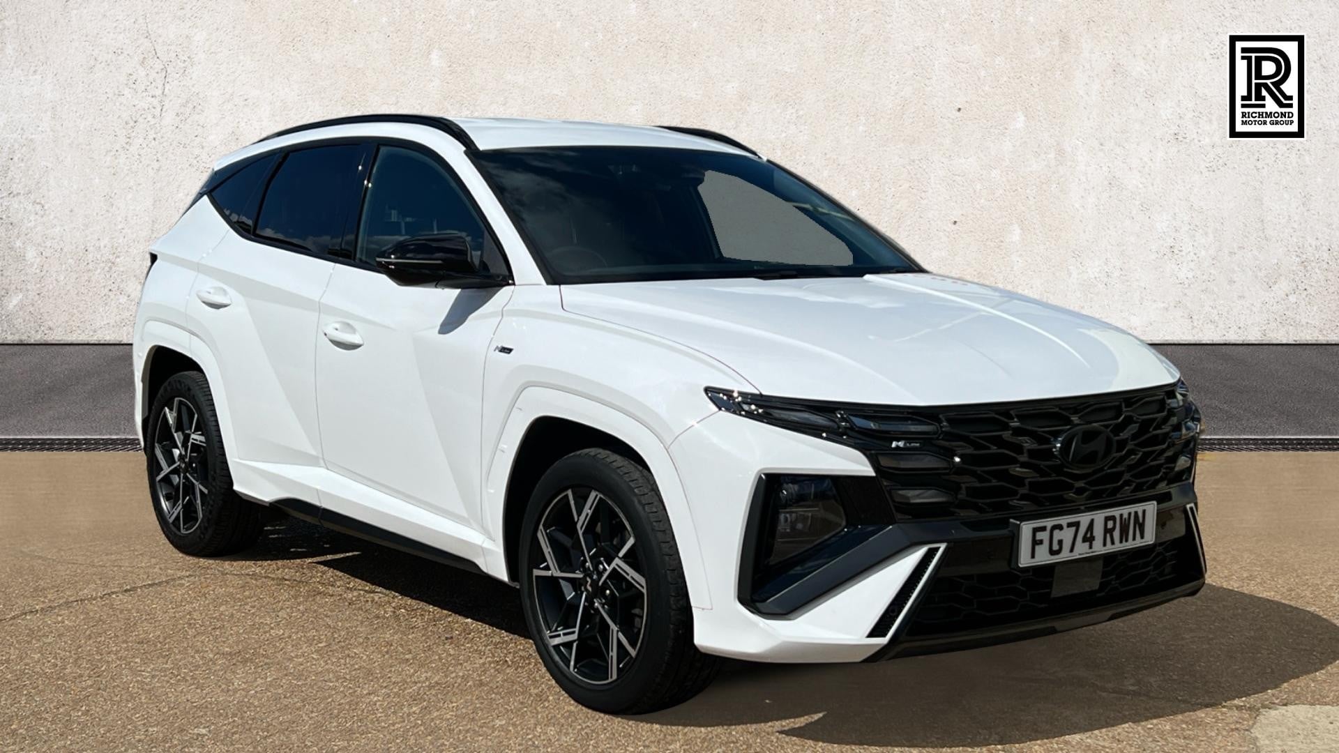 Main listing image - Hyundai Tucson