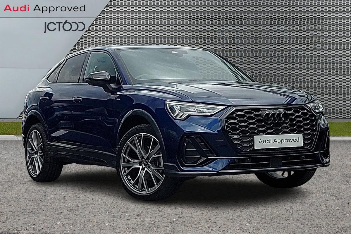 Main listing image - Audi Q3
