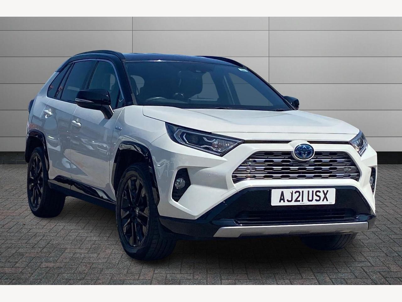 Main listing image - Toyota RAV4