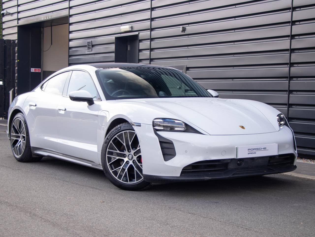 Main listing image - Porsche Panamera