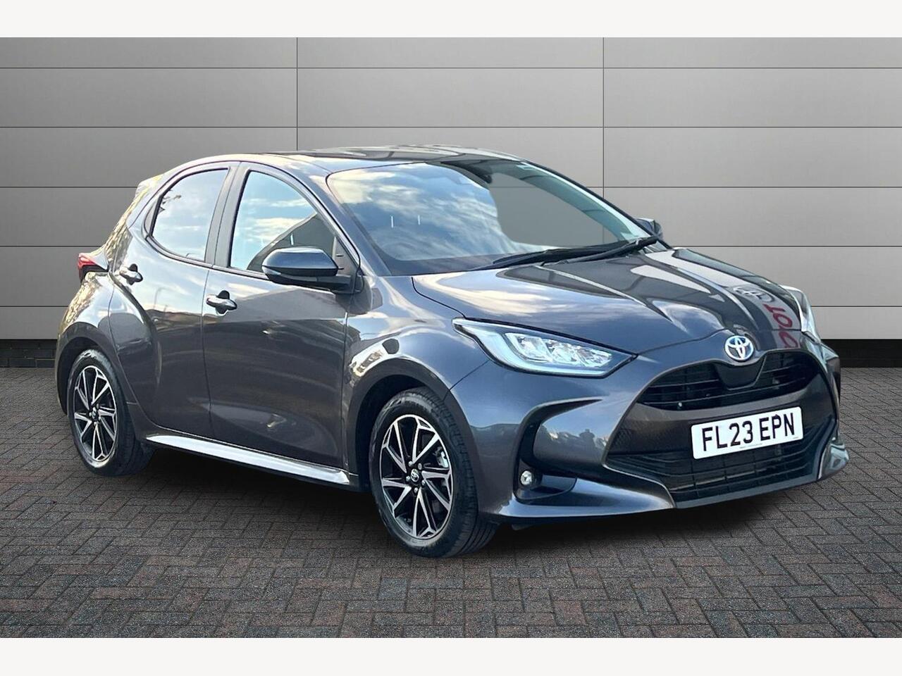 Main listing image - Toyota Yaris