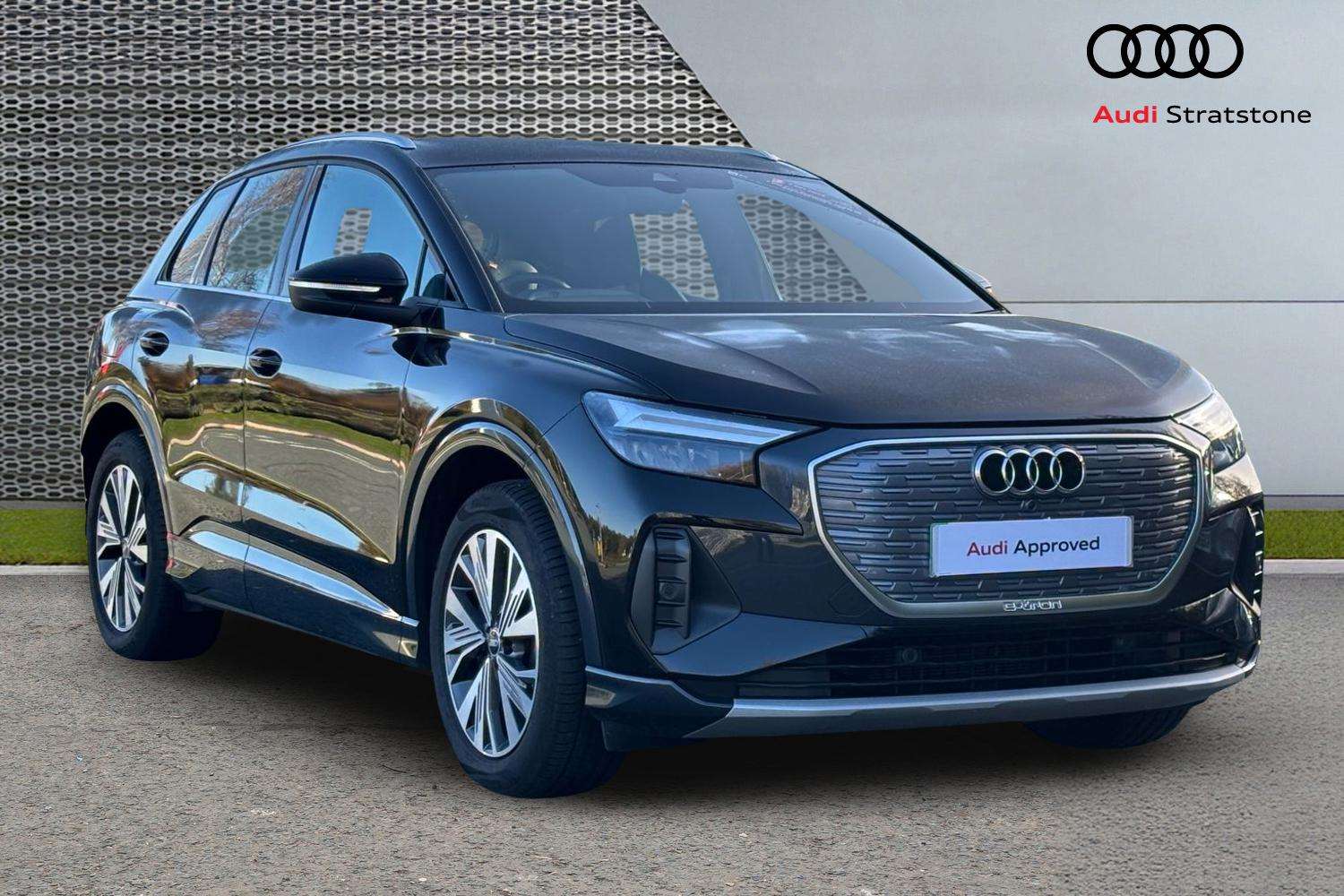 Main listing image - Audi Q4