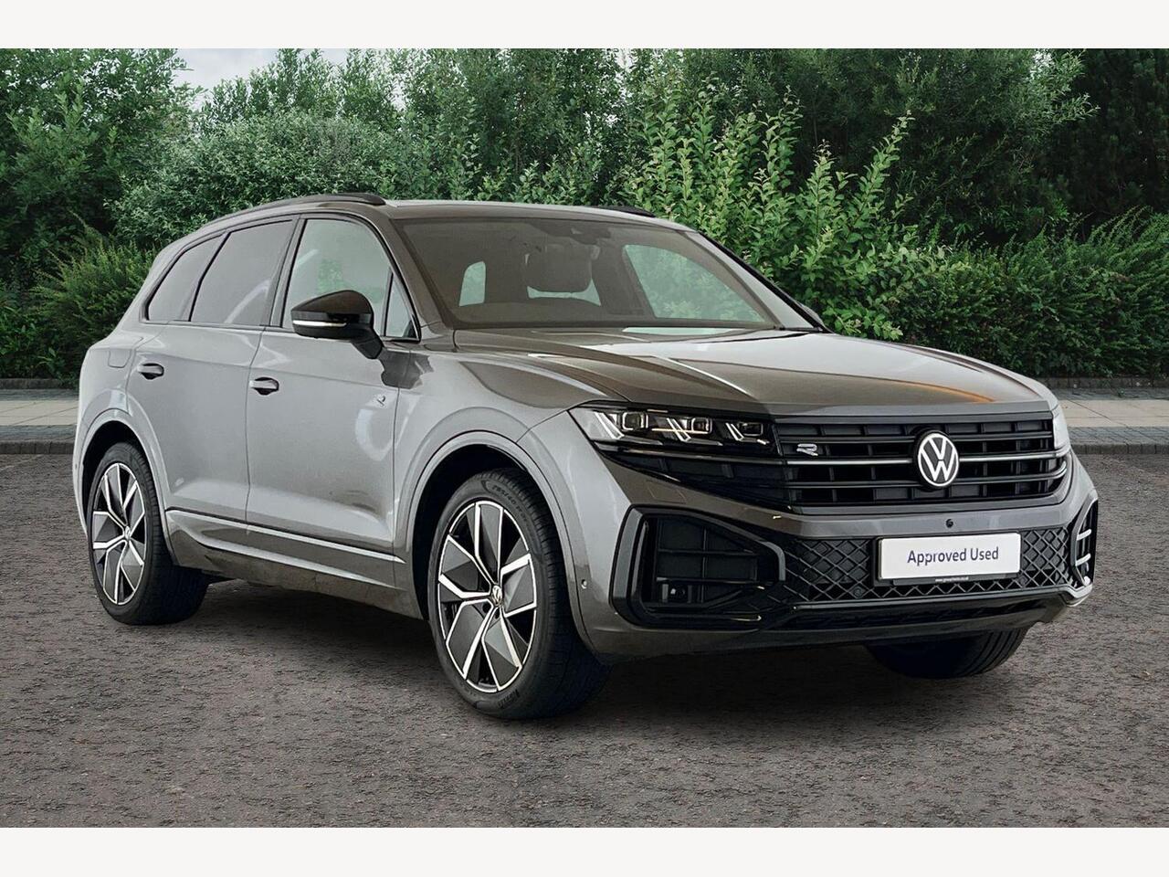 Main listing image - Volkswagen Touareg