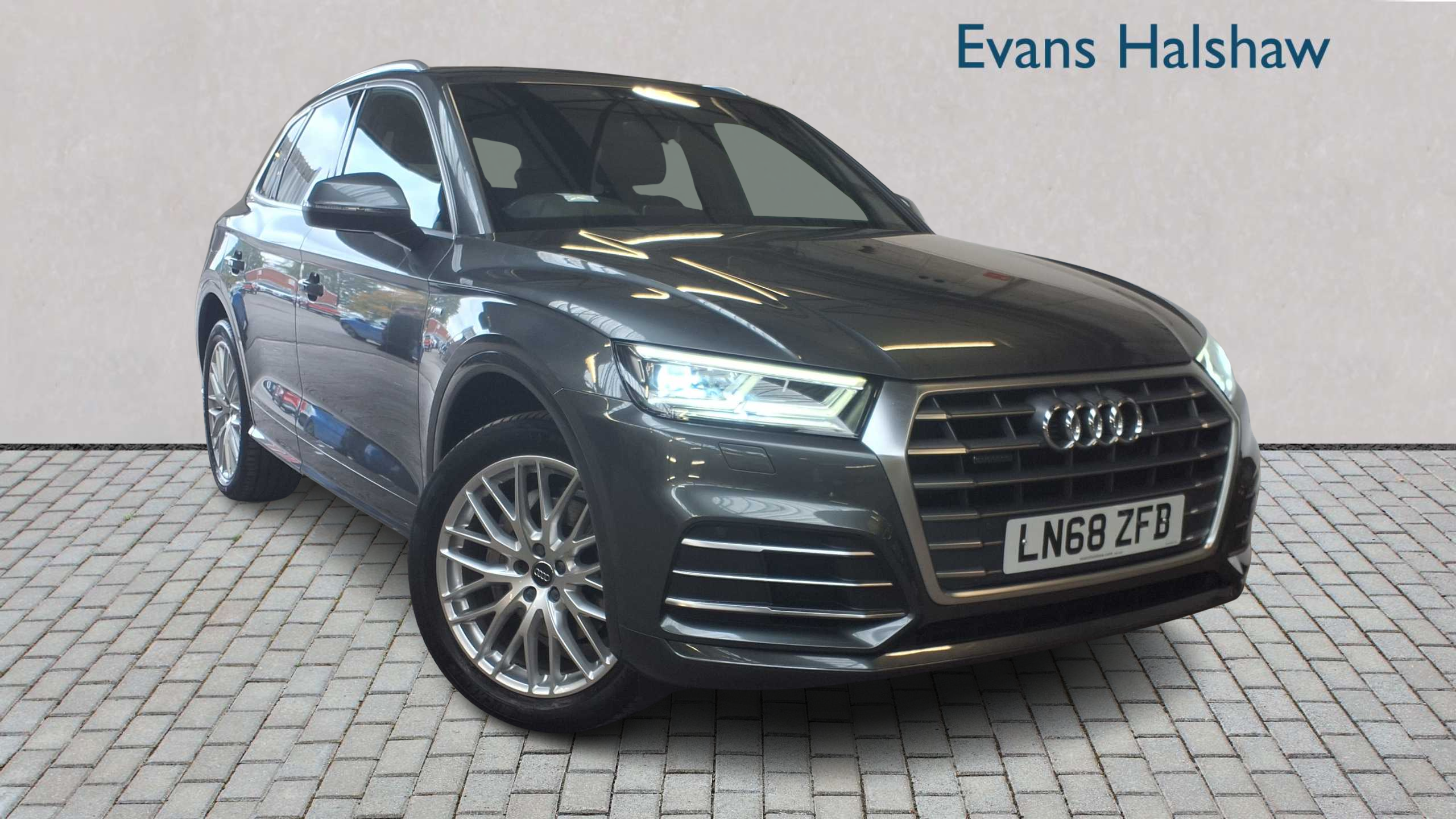 Main listing image - Audi Q5