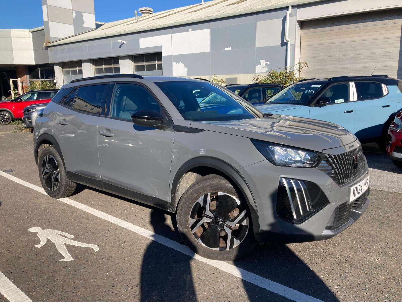 Main listing image - Peugeot 2008
