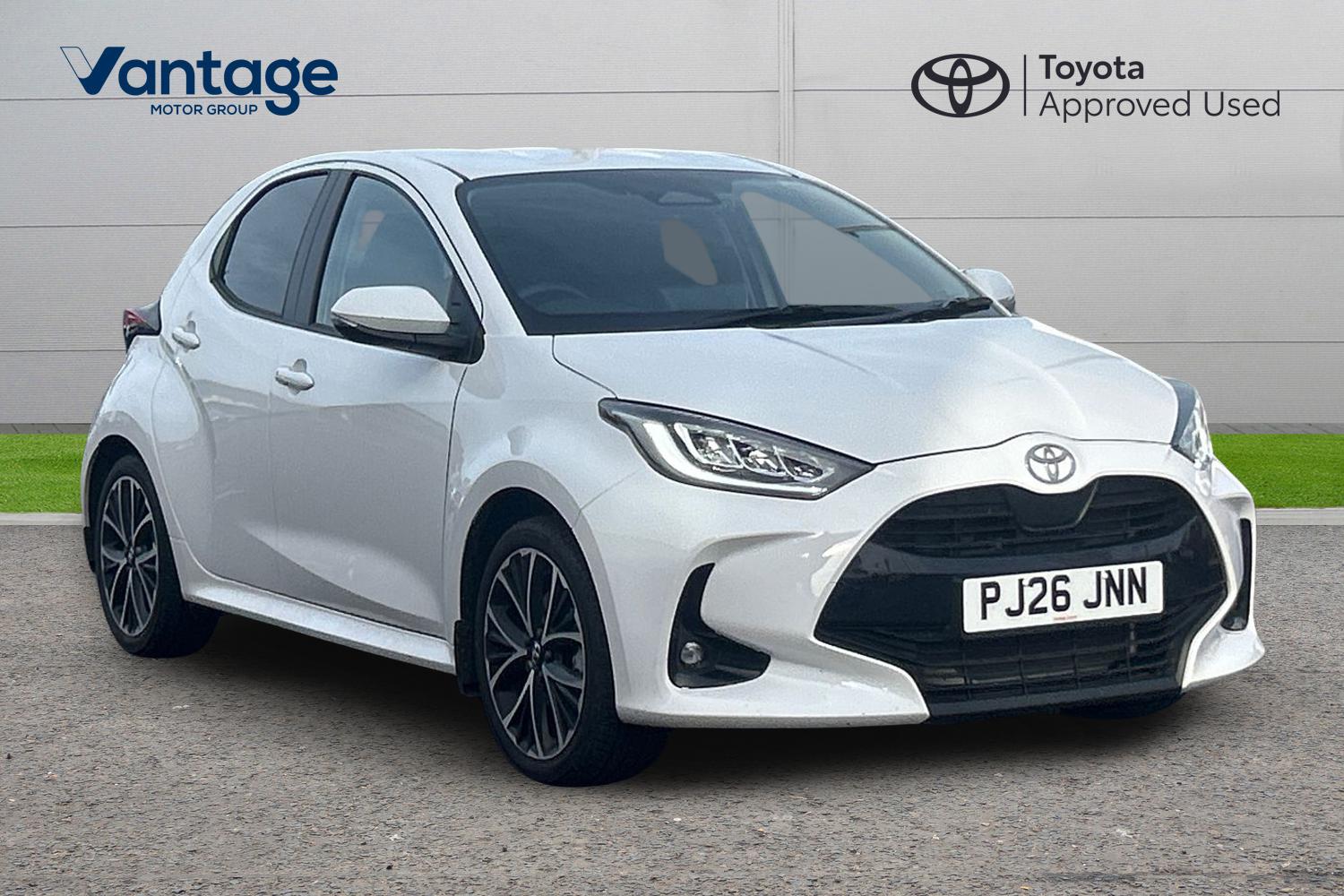 Main listing image - Toyota Yaris