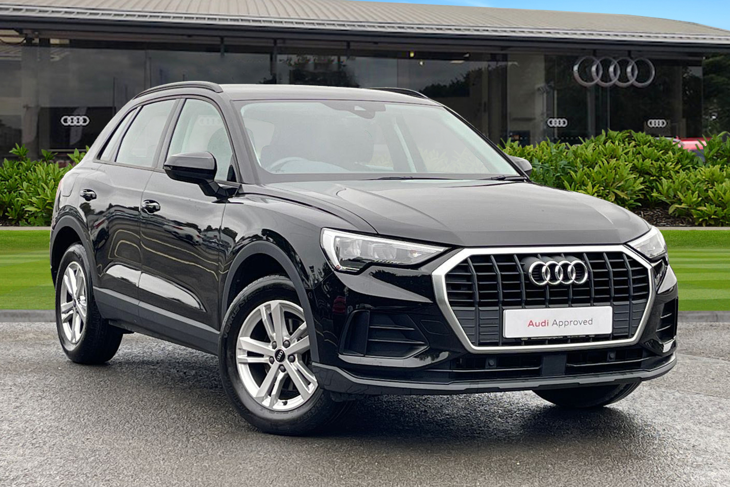 Main listing image - Audi Q3