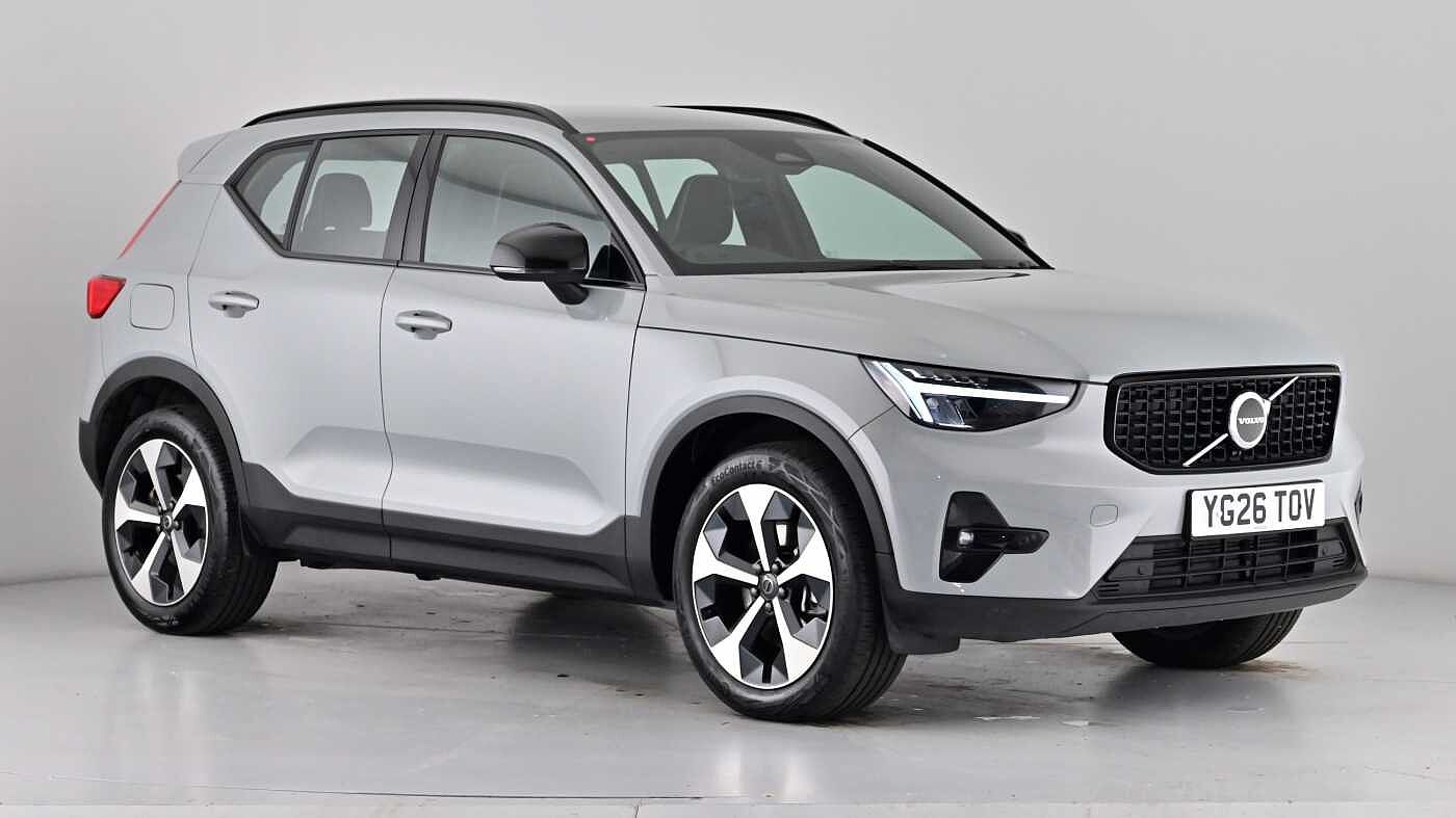 Main listing image - Volvo XC40