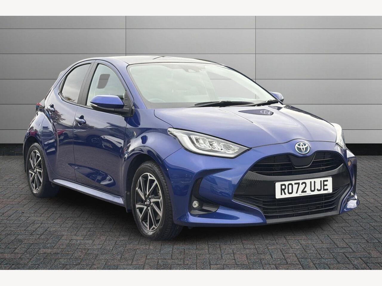 Main listing image - Toyota Yaris
