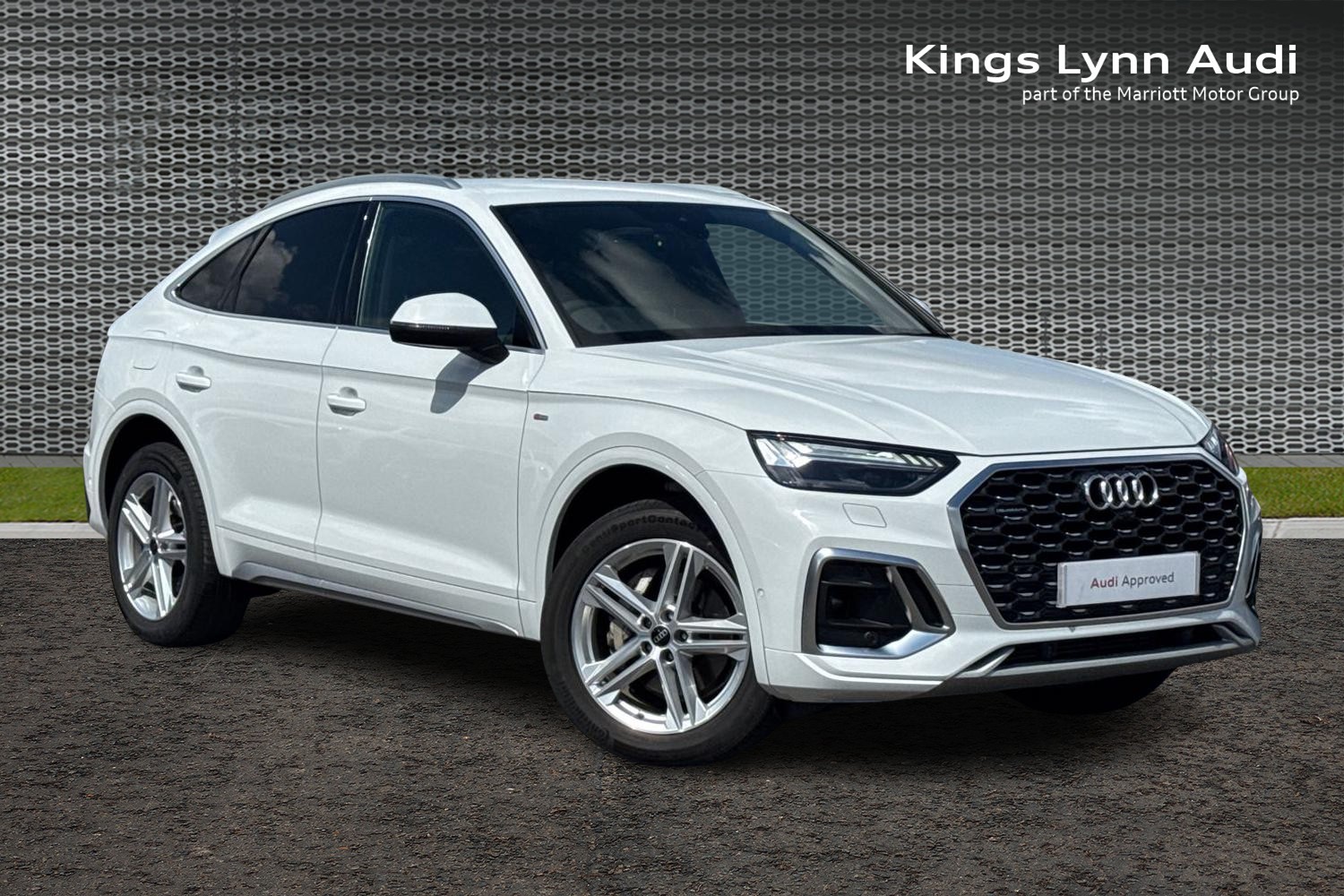 Main listing image - Audi Q5 Sportback