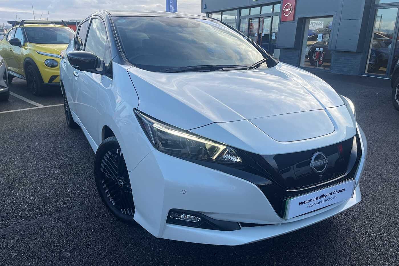 Main listing image - Nissan Leaf