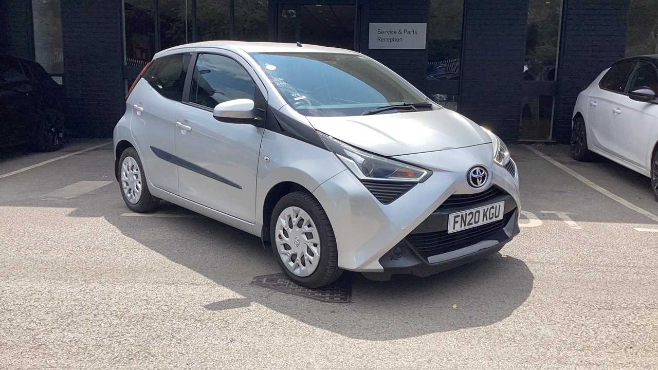 Main listing image - Toyota Aygo