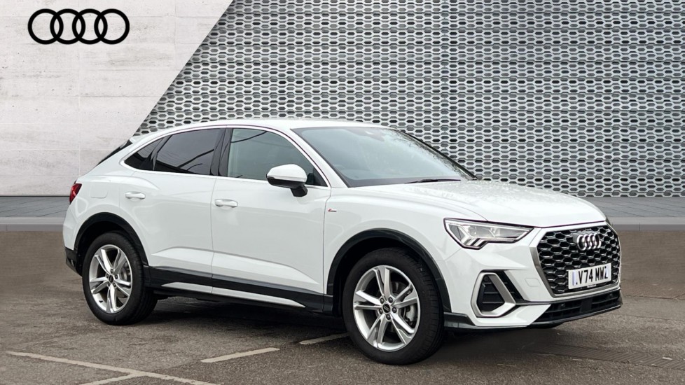 Main listing image - Audi Q3