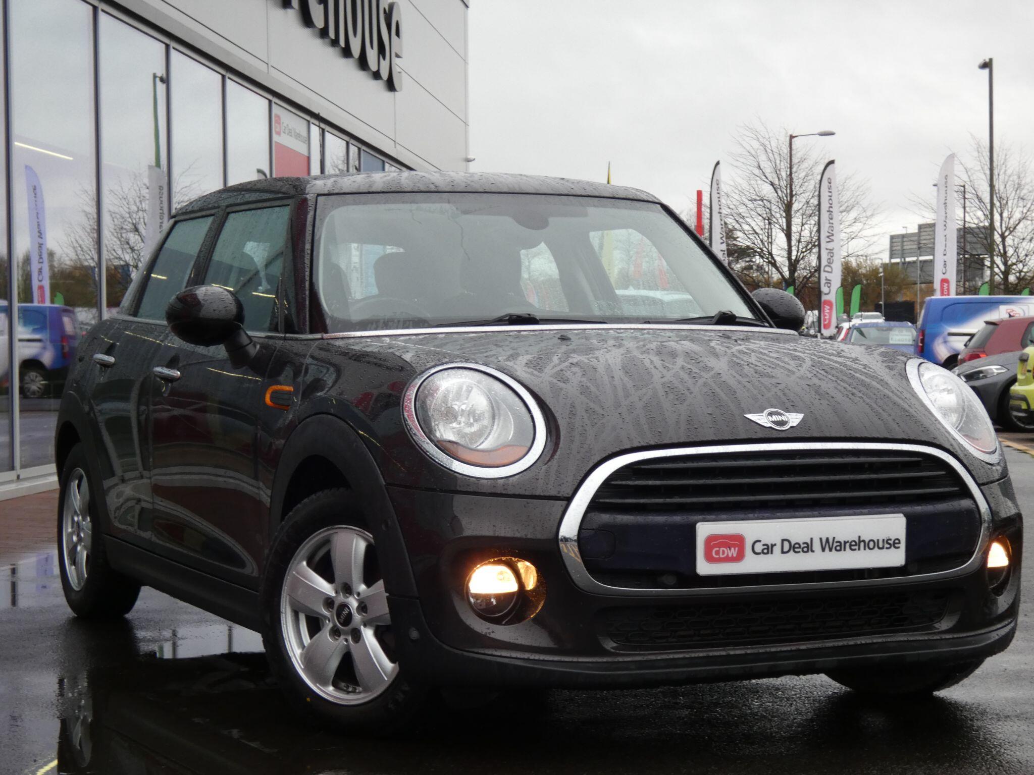 Main listing image - MINI Hatchback 5dr