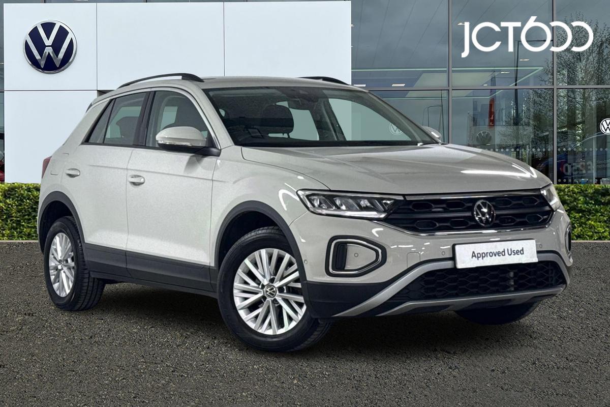 Main listing image - Volkswagen T-Roc
