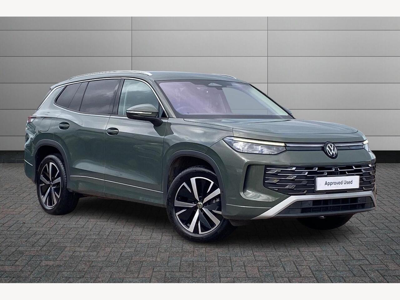 Main listing image - Volkswagen Tayron