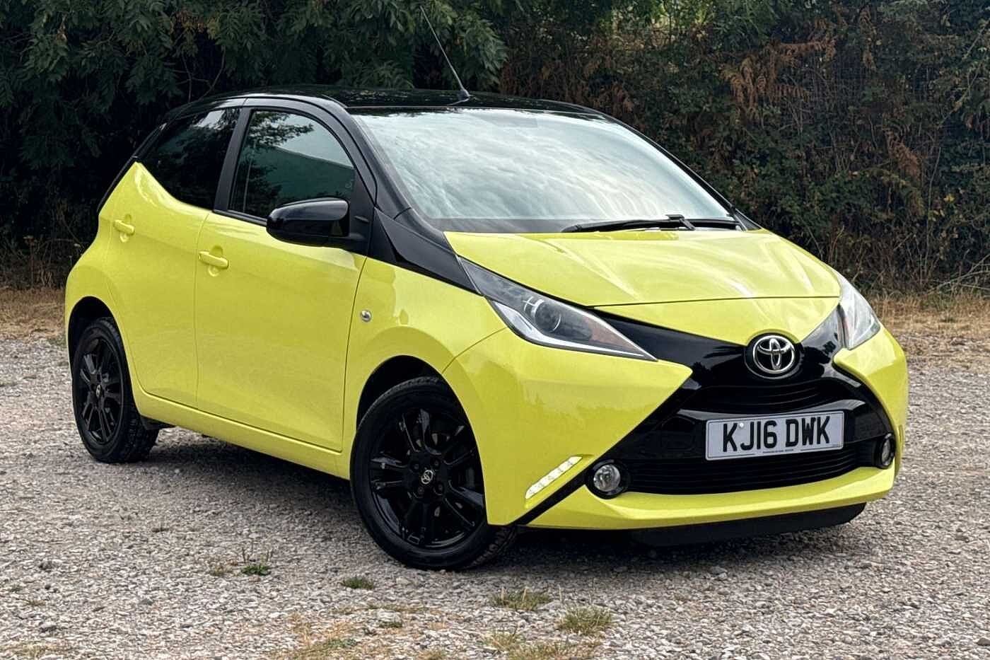 Main listing image - Toyota Aygo